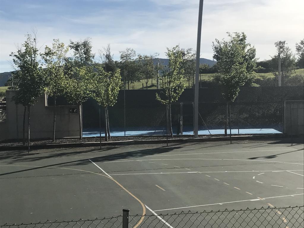 SabiñánigoGolf Y Nieveアパートメント エクステリア 写真